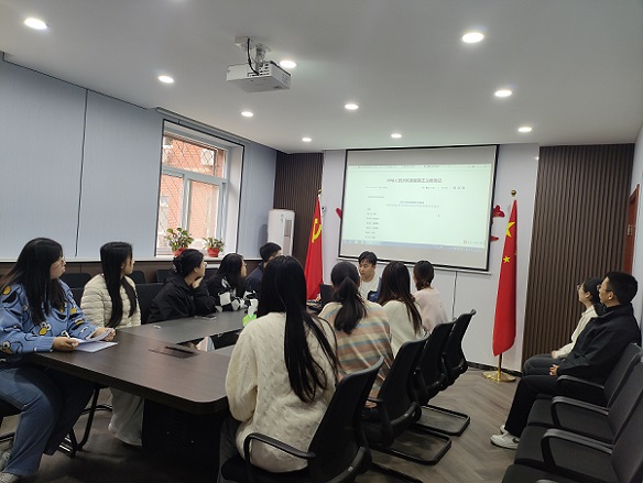 學(xué)習(xí)照片.jpg 學(xué)習(xí)照片.jpg