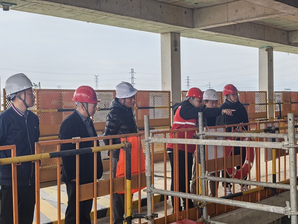 標(biāo)準(zhǔn)化工地驗(yàn)收.jpg 標(biāo)準(zhǔn)化工地驗(yàn)收.jpg